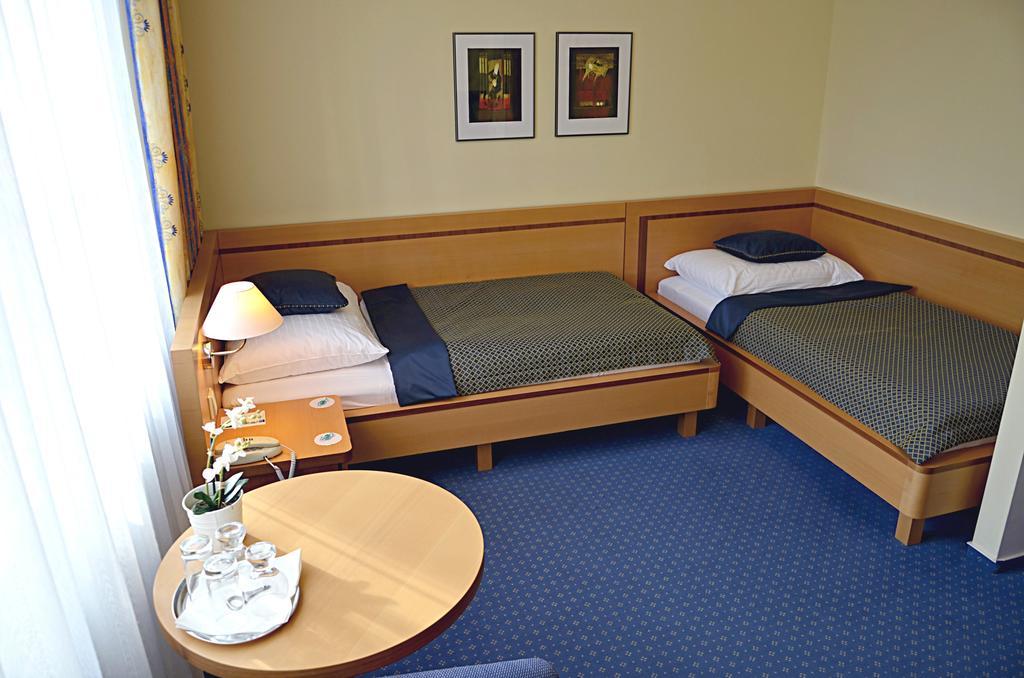 Hotel Alley Olomouc Exterior photo
